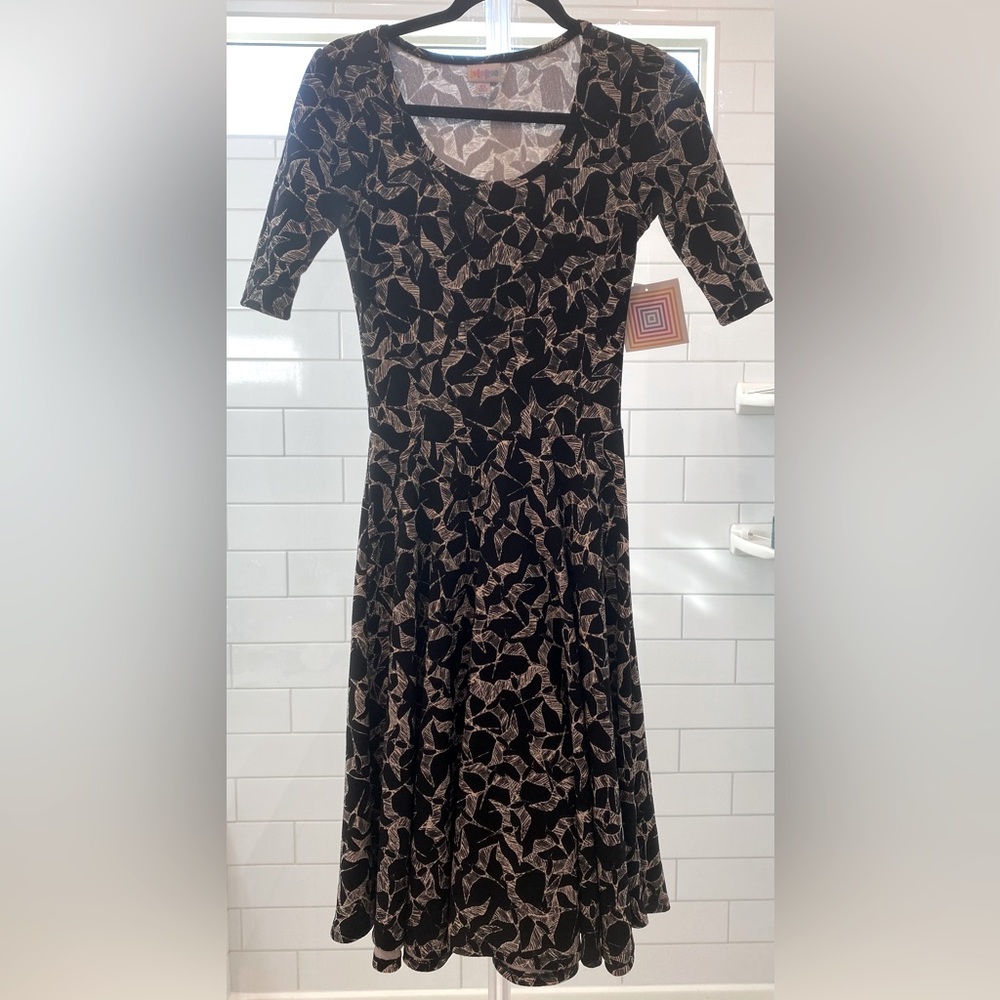 New nwt XS extra small Lularoe Nicole rare bird print black cream with tags